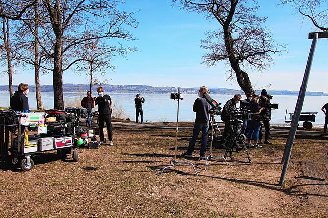 Die Filmemacher genossen die Dreharbeiten am Bodensee. Das ganze Team wird jeden Morgen getestet – dennoch gilt Maskenpflicht am Set.