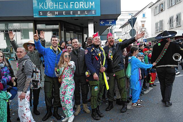 Bild 20: Bilder vom Narrensprung der Narrenzunft Seegockel in Friedrichshafen (3/3)
