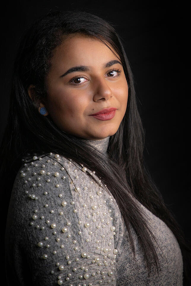 „Damals habe ich angefangen, zu überlegen, ob ich das Kopftuch ablegen soll“, sagt Nour.
