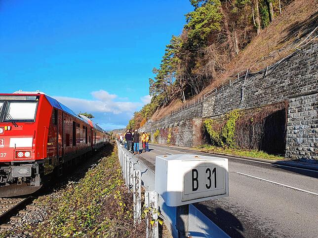 Bild 1: Dauerregen führt zu Überschwemmungen - aktuelle News