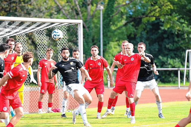 Bild 8: SV 08 Laufenburg besiegt den SC Pfullendorf mit 3:1 – wir haben Fotos!