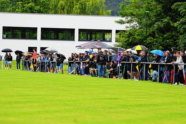 Bild 8: Möhringen gewinnt mit 2:1 gegen Aach-Linz und macht Aufstieg perfekt – wir haben die besten Bilder!