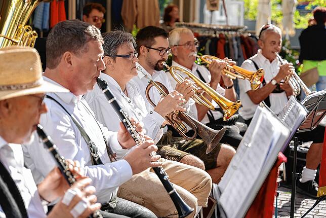 Bild 2: &bdquo;Musik uff de Gass&ldquo;: Die besten Bilder vom verkaufsoffenen Sonntag in Radolfzell