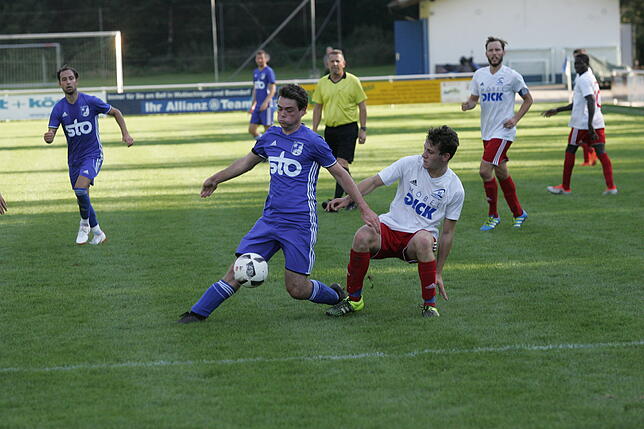 Bild 14: Spielabbruch beim FC Weizen