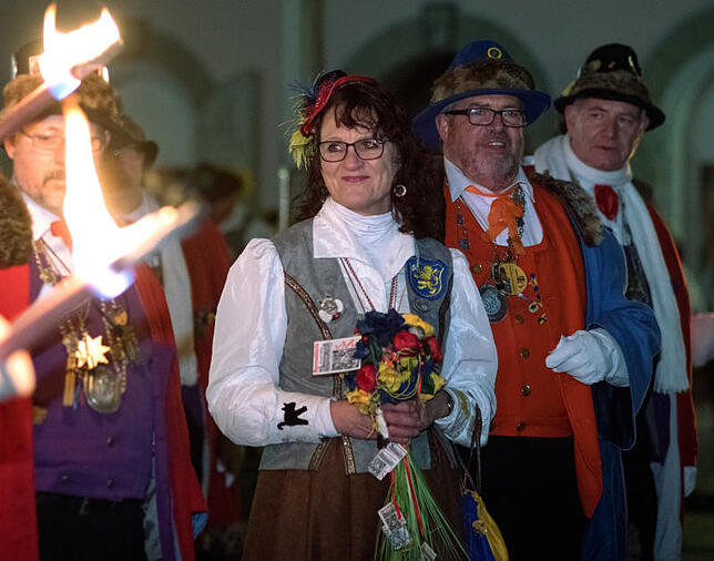 Und noch ein Bild mit dem Narrenvater Bernd Schank, dieses Mal bei der Verabschiedung von Martina Mülherr.