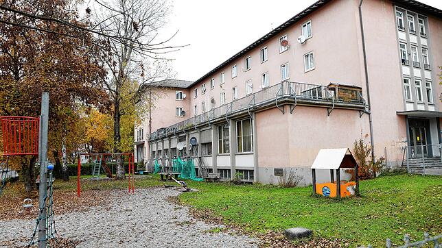 Die Tage der Kita in der Steinstraße sind gezählt. Das DRK kann die alten Räume des St. Georg Kindergartens in der Allmannsdorfer ...