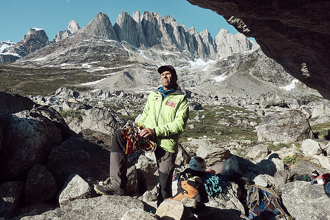 Landschaft, Ruhe, Einsamkeit: Ein stiller Moment in der Sonne vor dem Fox Jaw Cirque.