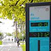 Radler-Anzeige an der Radbrücke über den Seerhein in Konstanz: Beim Stadtradeln im Herbst kommt es auf jeden Mitradelnden an.