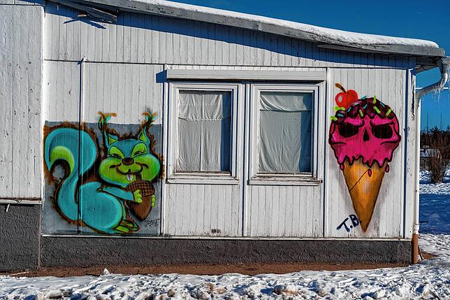 Graffiti an einer Wand der alten SABA-Gebäude.