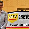 Das hat gepasst: Katharina Keßler aus Kleinkems blickte beim Bezirkstag der Hochrhein-Fußballer in Laufenburg auf ein gelungenes erstes ...