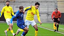 Flavio Santoro (FC 08 Villingen, rechts) im Zweikampf mit dem zweifachen Hoffenheimer Torschützen Luka Duric.