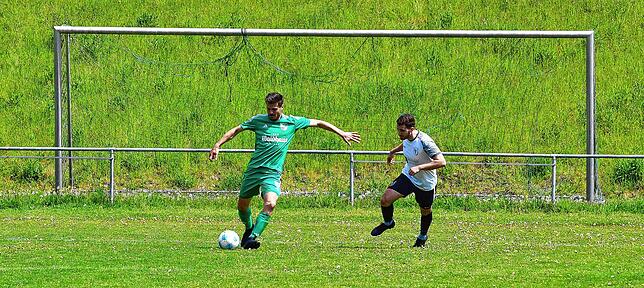 Bild 12: SV Buch besiegt SV Waldhaus im Derby mit 4:0 – und wir haben Fotos!