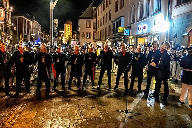 Bild 2: So schön war‘s am Narrenbrunnen bei der Fastneteröffnung 2025
