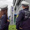 Die Singener Polizei im Einsatz. Nach einem Raubüberfall hoffen die Ermittler auf zeugenhinweise.