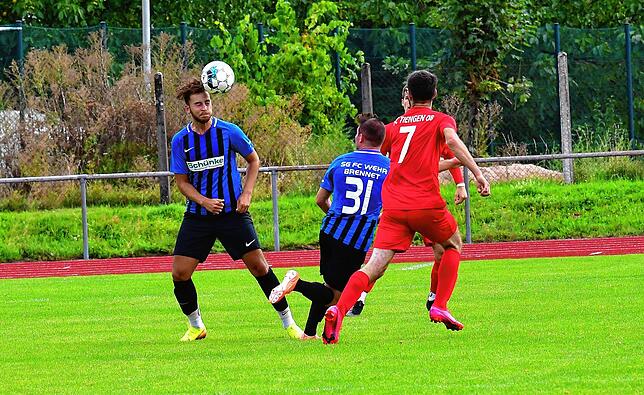 Bild 10: FC Tiengen 08 setzt sich mit 4:3 bei Aufsteiger SG FC Wehr-Brennet durch &ndash; und wir haben Bilder!