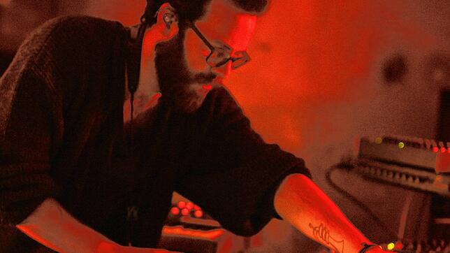 Der Mannheimer Künstler Julian Maier-Hauff kommt aus der elektronischen Szene und soll beim Seefestival in Radolfzell auftreten.