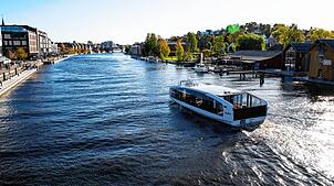 So könnte der Wasserbus aussehen: Das Modell Hyke Shuttle 0001 ist in Norwegen bereits im Liniendienst, hier in Fredrikstad. Die ...