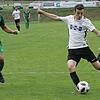 Doppelpack: Jannis Pietzke (rechts, gegen Rheintals Philipp Stark in der vergangenen Saison) ebnete mit seinen zwei Toren beim 5:0 des ...
