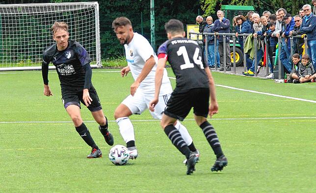 Bild 8: SV 08 Laufenburg schickt den FC Wittlingen mit einem 6:0 nach Hause &ndash; und wir haben Bilder!