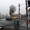 Die Gleise der Ablachtalbahn am ZG-Kreisel in Stockach: Derzeit laufen Planungen für die Instandsetzung von Bahnübergängen wie diesem. ...