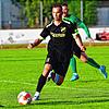 Matchwinner: Ronald Parti (Mitte, in der Partie beim SV Herten) sicherte dem TuS Efringen-Kirchen den 2:1-Derbysieg gegen Neuling SF ...