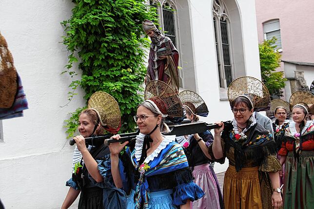 Bild 16: Hausherrenfest 2024: Hausherren-Prozession nach dem Hochamt