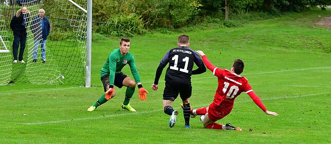 Bild 16: FC Wittlingen feiert schmeichelhaftes 1:0 gegen den FC RW Weilheim &ndash; und wir haben Bilder!