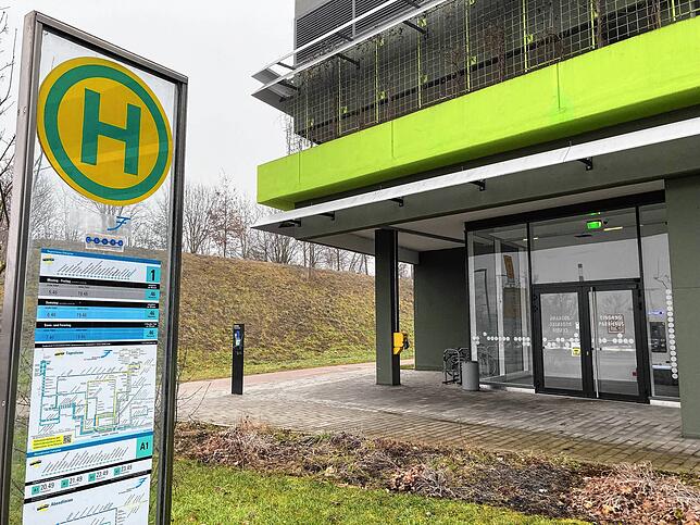 Der Stadtverkehr setzt zum Fest Verstärkerbusse zum Parkhaus Sportpark ein.