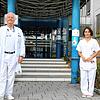 Sie kümmern sich im Krankenhaus Radolfzell um die Corona-Patienten auf den Normalstationen: Chefarzt Sebastian Jung und die ...