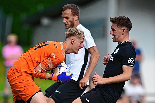 Bild 14: SG FC Wehr/Brennet unterliegt FC Emmendingen mit 0:4 – und wir haben Fotos! (Teil 1)