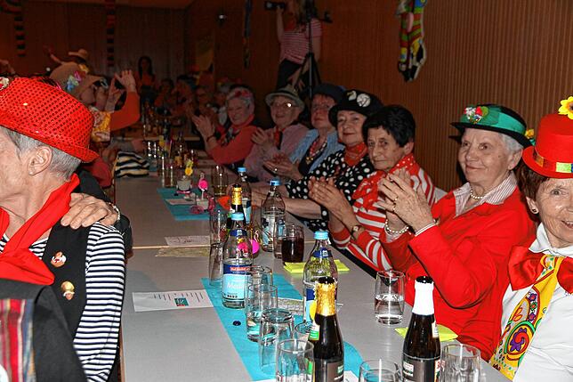 Bild 3: Bilder von der Frauenfasnet St. Bruder Klaus