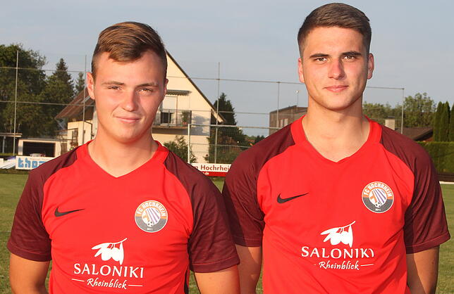 Neu beim Aufsteiger FC Hochrhein: Lucas Mühlhaupt (links) vom FC Dettighofen und Fabio Kech vom FC Erzingen.