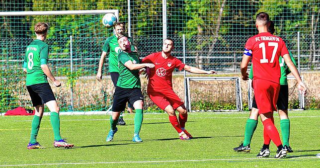 Bild 4: SV Herten setzt sich mit 3:1 beim FC Tiengen 08 durch &ndash; und wir haben Bilder!