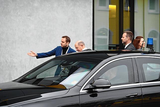 Bild 3: Kanzler Scholz besucht den Hochrhein - das sind die eindrücklichsten Bilder