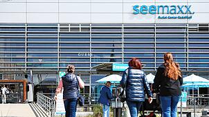 Möchte sein Angebot erweitern: Das Herstellerverkaufszentrum Seemaxx in Radolfzell. Doch die Stadt Singen äußert Kritik.