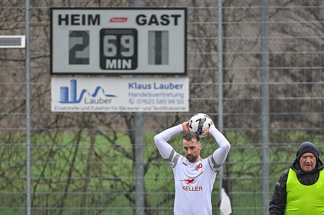 Bild 1: FC Wittlingen setzt sich mit 2:1 gegen den SV Jestetten durch – und wir haben Fotos!