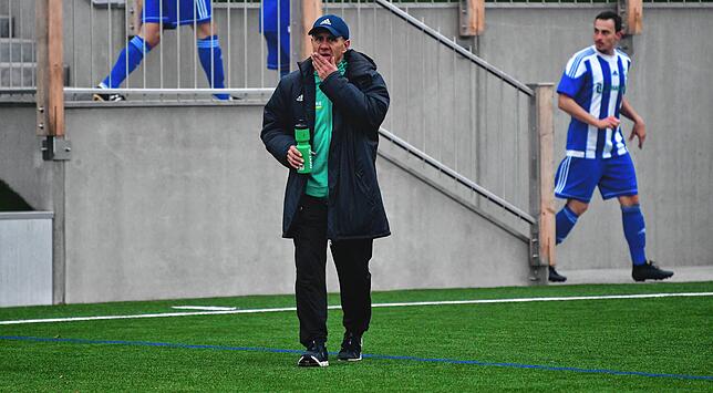 Bild 6: SG Mettingen-Krenkingen besiegt den Spitzenreiter FC Zell &ndash; und wir haben die Bilder!