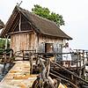 Die Pfahlbausauna im Außenbereich.