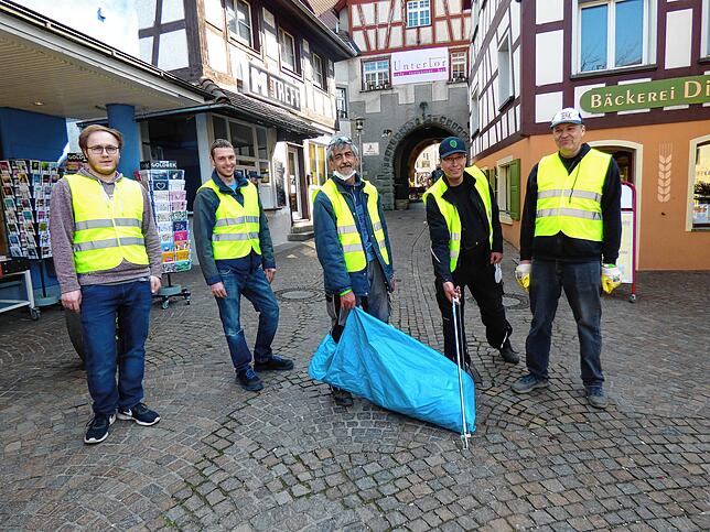 Die Mitglieder (von links) der Modelleisenbahnfreunde Konstantin Reindl, Helmut Jöchle, Mathias Fetcher und Kurt Lück hatten trotz ...