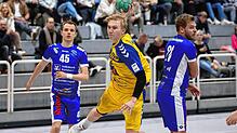 Das Hinspiel gewann die HSG Konstanz II (am Ball Jona Mauch) mit 30:29.