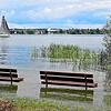 Sitzen kann auf diesen Bänken niemand mehr – zumindest nicht, ohne nass zu werden. Das Hochwasser macht sich auch am Ufer des ...