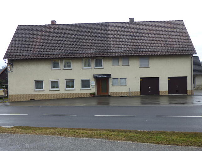 Das Gasthaus "Letze" in Leimbach ist seit dem 31. Januar 2017 geschlossen. Wie es mit den Gebäude weitergeht, ist unklar. Es ist in ...