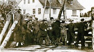 Mehrfach wurden die Panzersperren rund um Singen auf- und wieder abgebaut. Als die französischen Truppen anrückten, waren die Wege ...