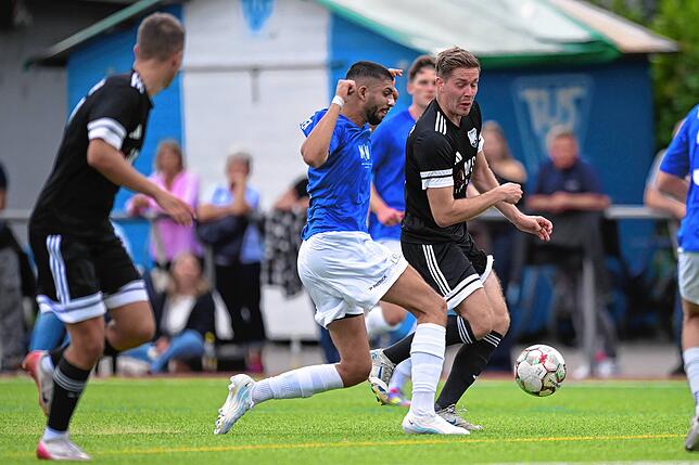 Bild 7: TuS Stetten gewinnt 3:1 gegen den FC Wehr – und wir haben Fotos!