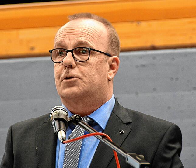 Thomas Wezstein.