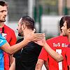Schnell auf neuen Termin geeinigt: Pascal Störk (links) vom SV Buch und Patrice Glaser vom TuS Binzen sehen sich bereits am ...