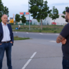 Singens Oberbürgermeister Bernd Häusler und das Überlinger Szenemitglied Mateusz Ostrozny trafen bereits bei einem Tuningtreffen am 26. ...