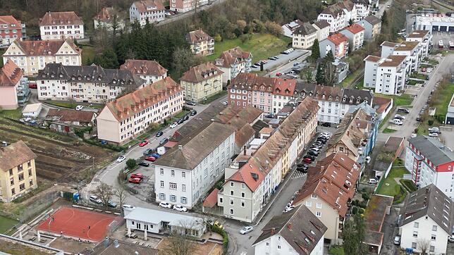 Die Genossenschaftshäuser des Bauvereins Waldshut stehen zum großen Teil hinter dem Bahnhof im Gurtweiler Tal.
