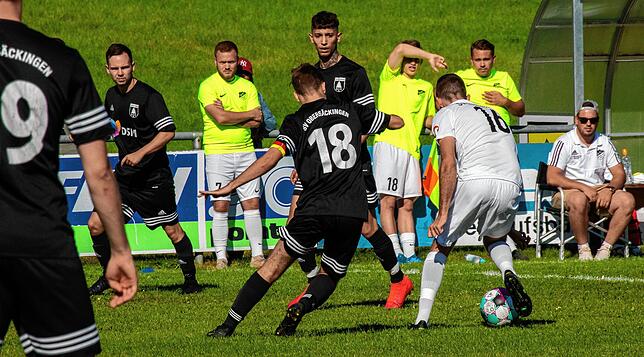 Bild 15: SV Rheintal siegt mit 3:0 beim SV Obersäckingen &ndash; und wir haben Bilder!
