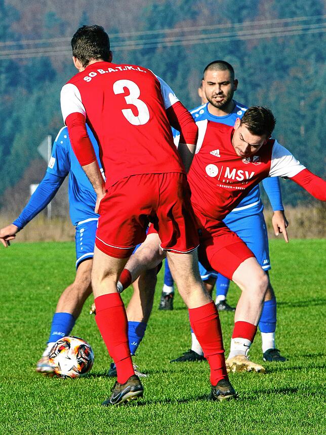 Bild 11: SG BAT/Kreeenh.-L. holt sich einen Punkt gegen SC Markdorf. Wir haben die besten Bilder!